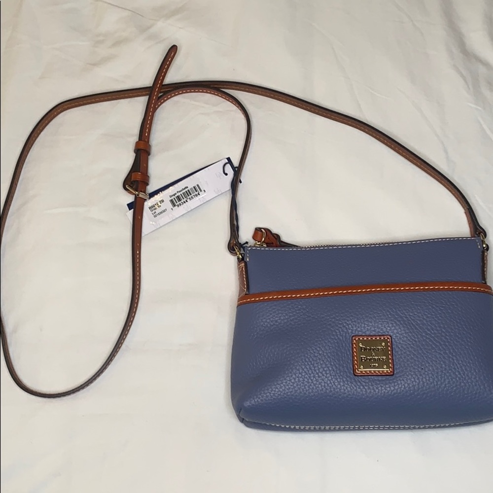 BRAND NEW Dooney & Bourke Crossbody.